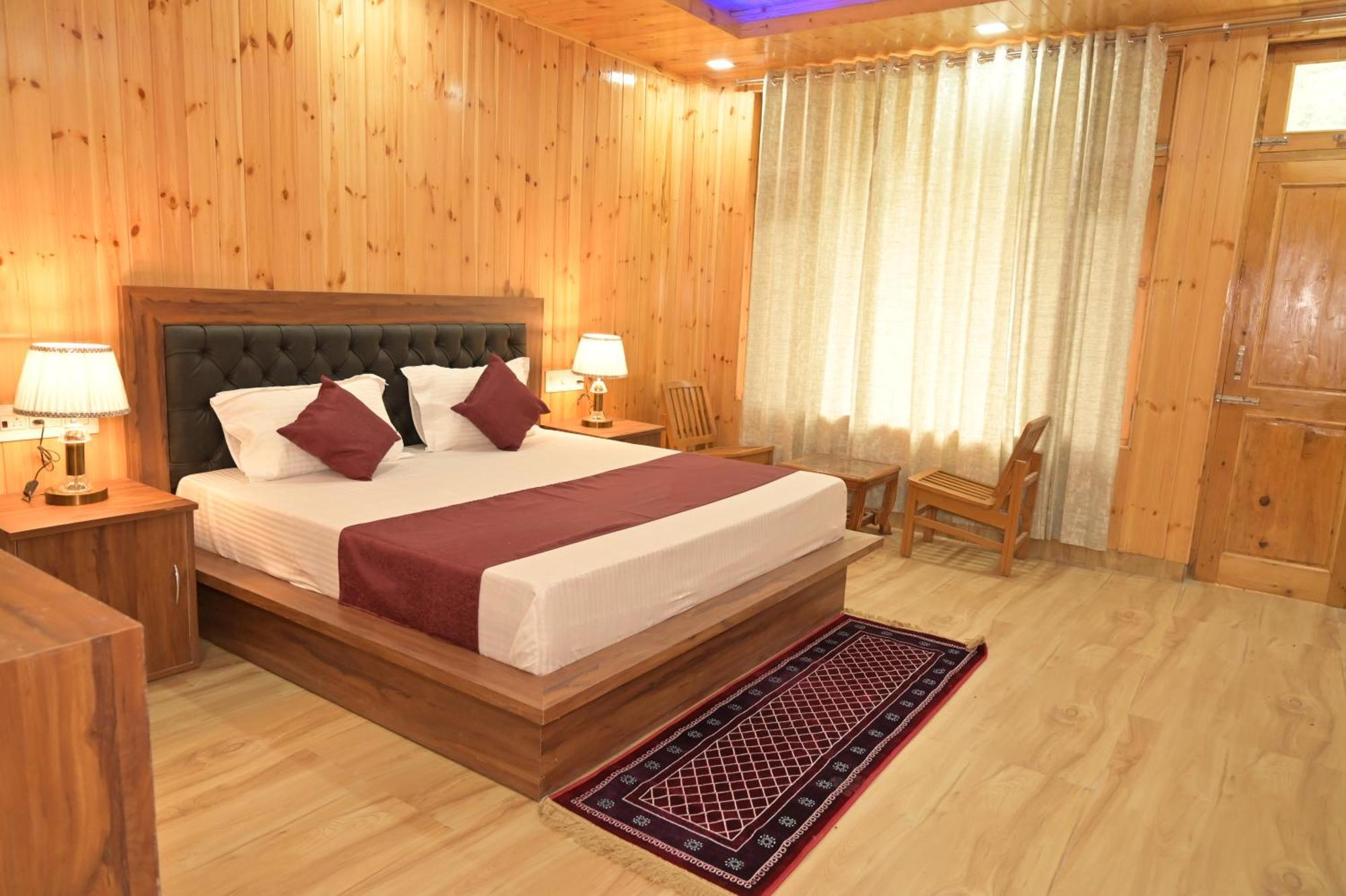 Hotel Royal Galaxy Tirthan Banjar Luaran gambar